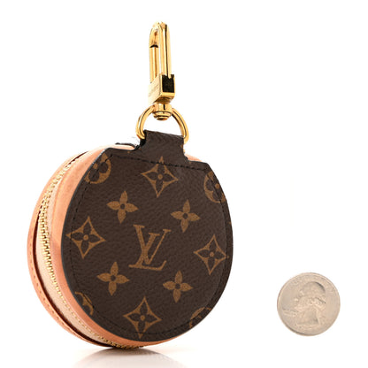 Louis Vuitton Monogram Horizon Wireless Earphones Case 2 of 7