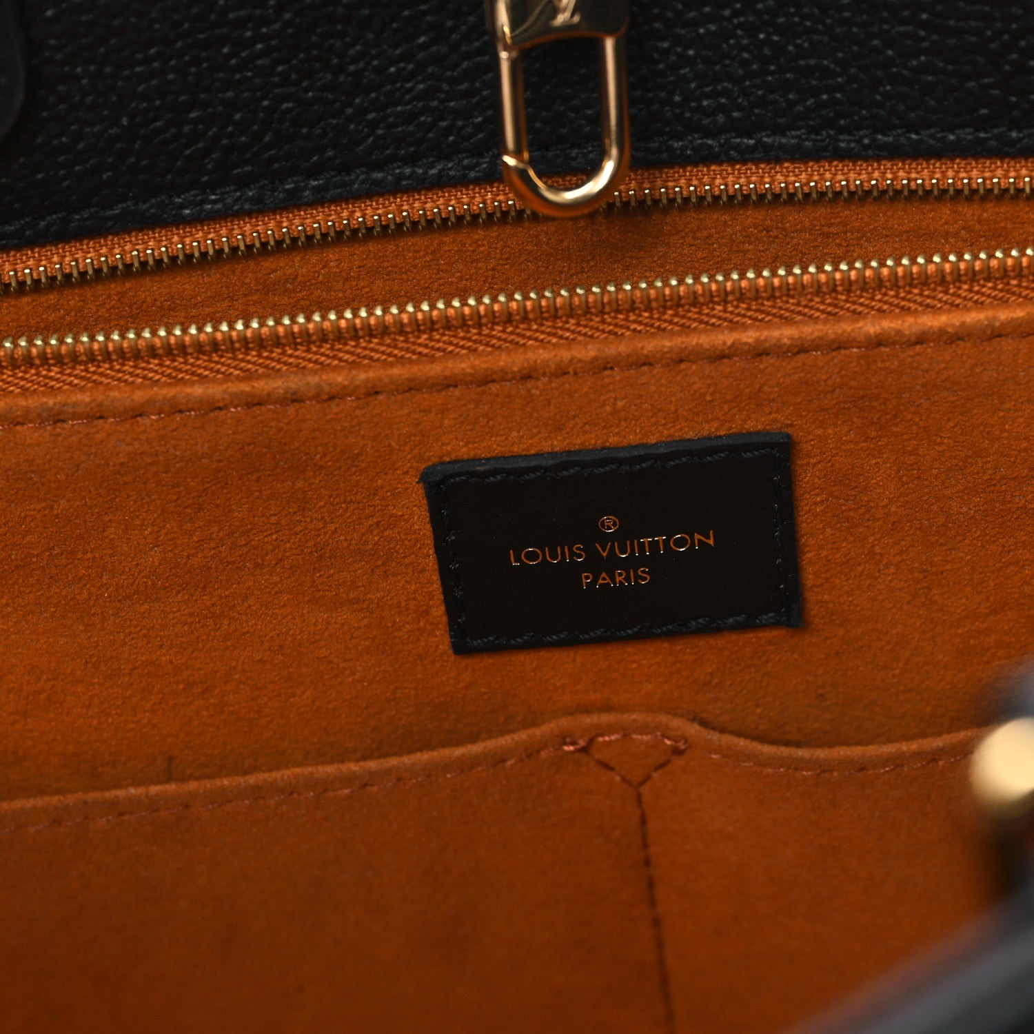 Louis Vuitton Empreinte Monogram Giant Onthego MM Black 6 of 15