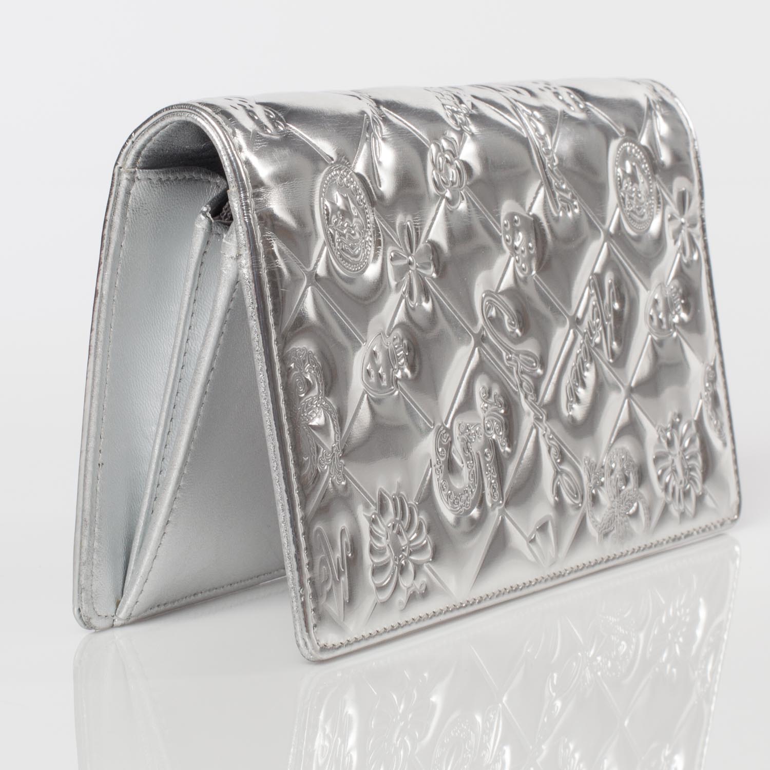 Chanel Patent Calfskin Lucky Symbols Yen Wallet Silver 5 of 8