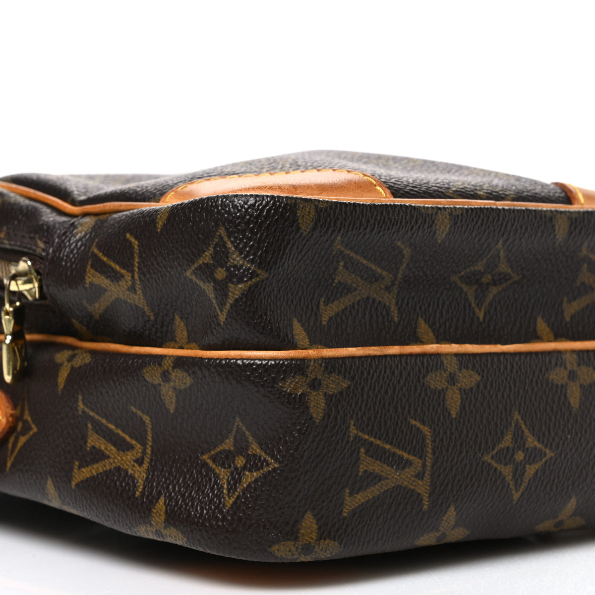 Monogram Amazone