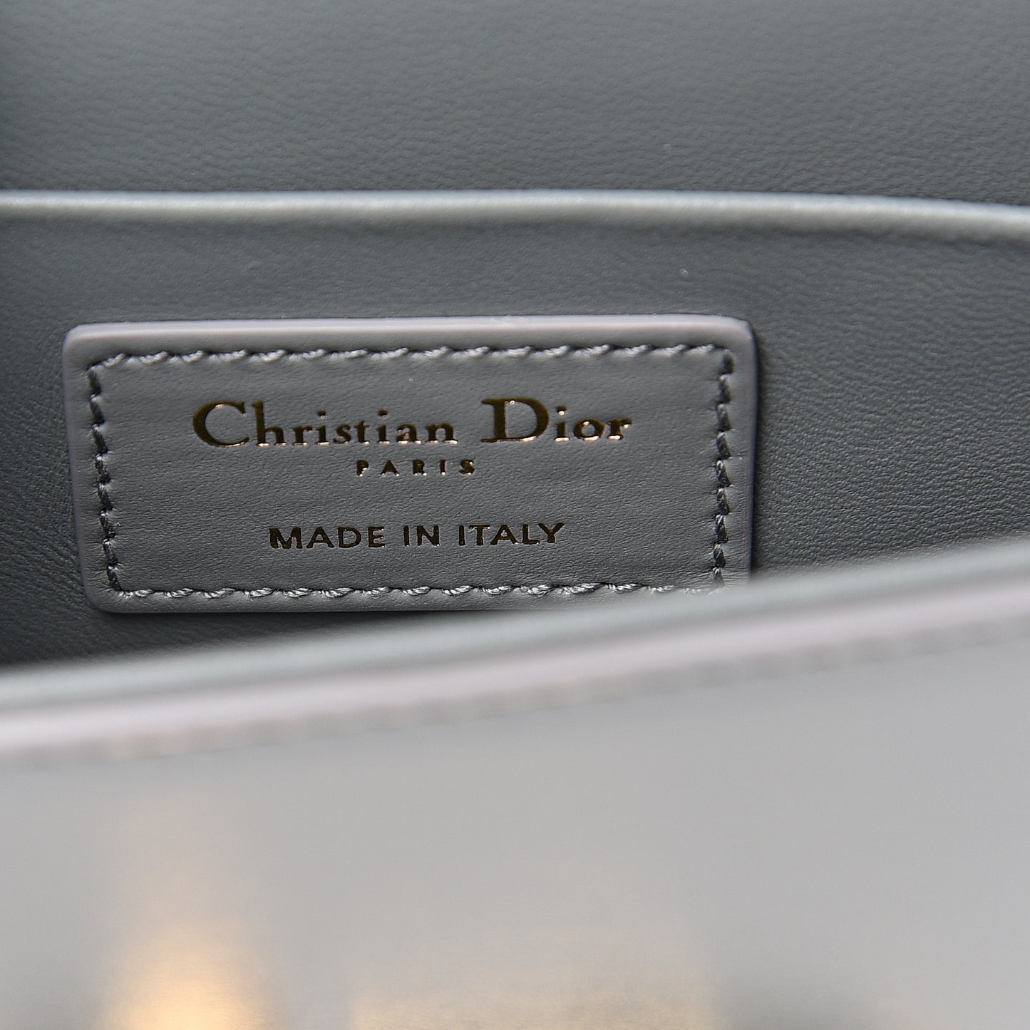 Box Calfskin 30 Montaigne Box Bag Gray