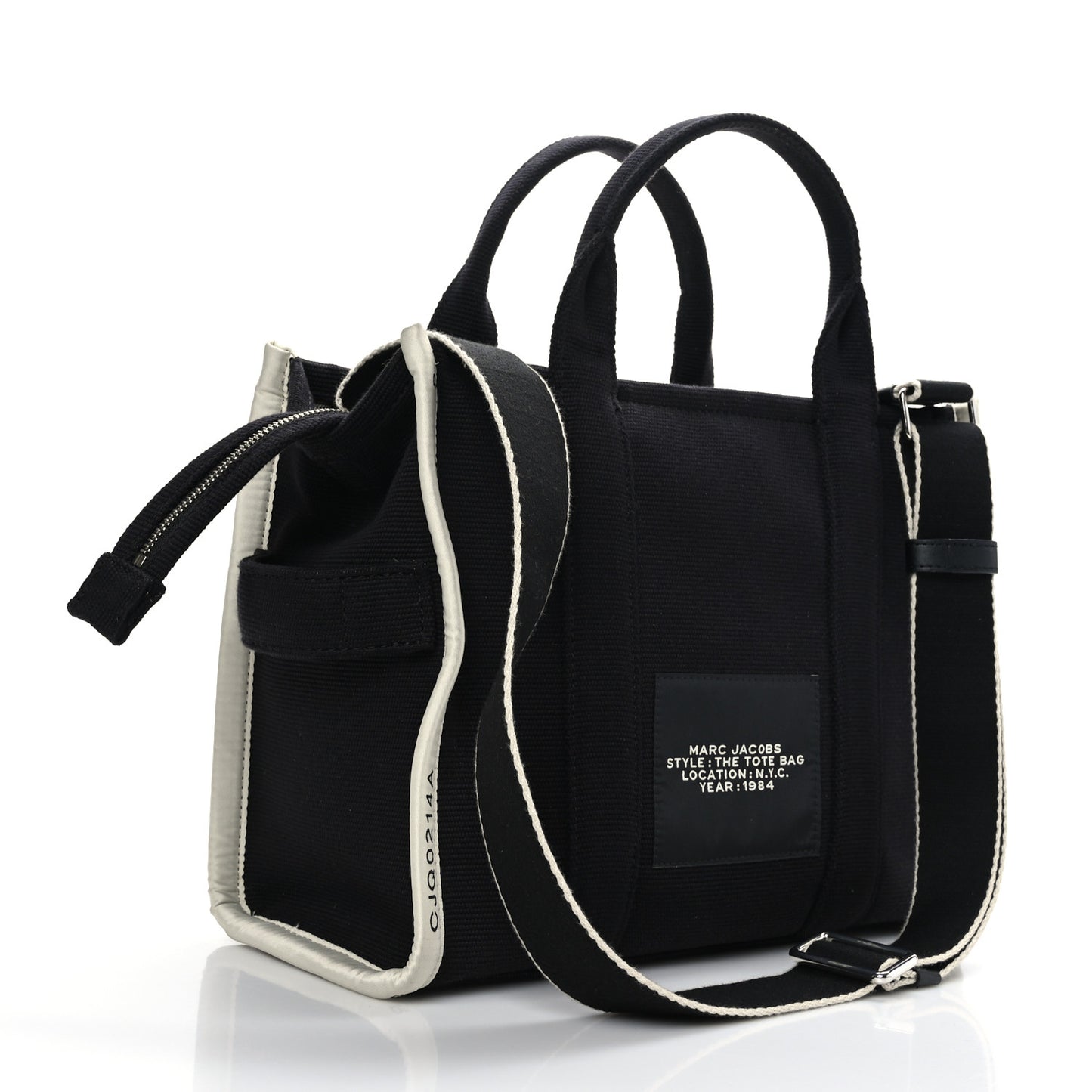 Jacquard Medium The Traveler Tote Bag Black