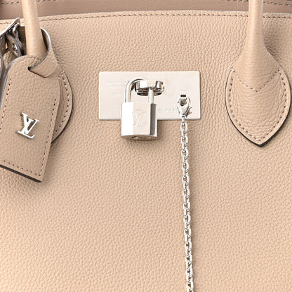 Louis Vuitton Veau Nuage Milla MM Tourterelle 6 of 9