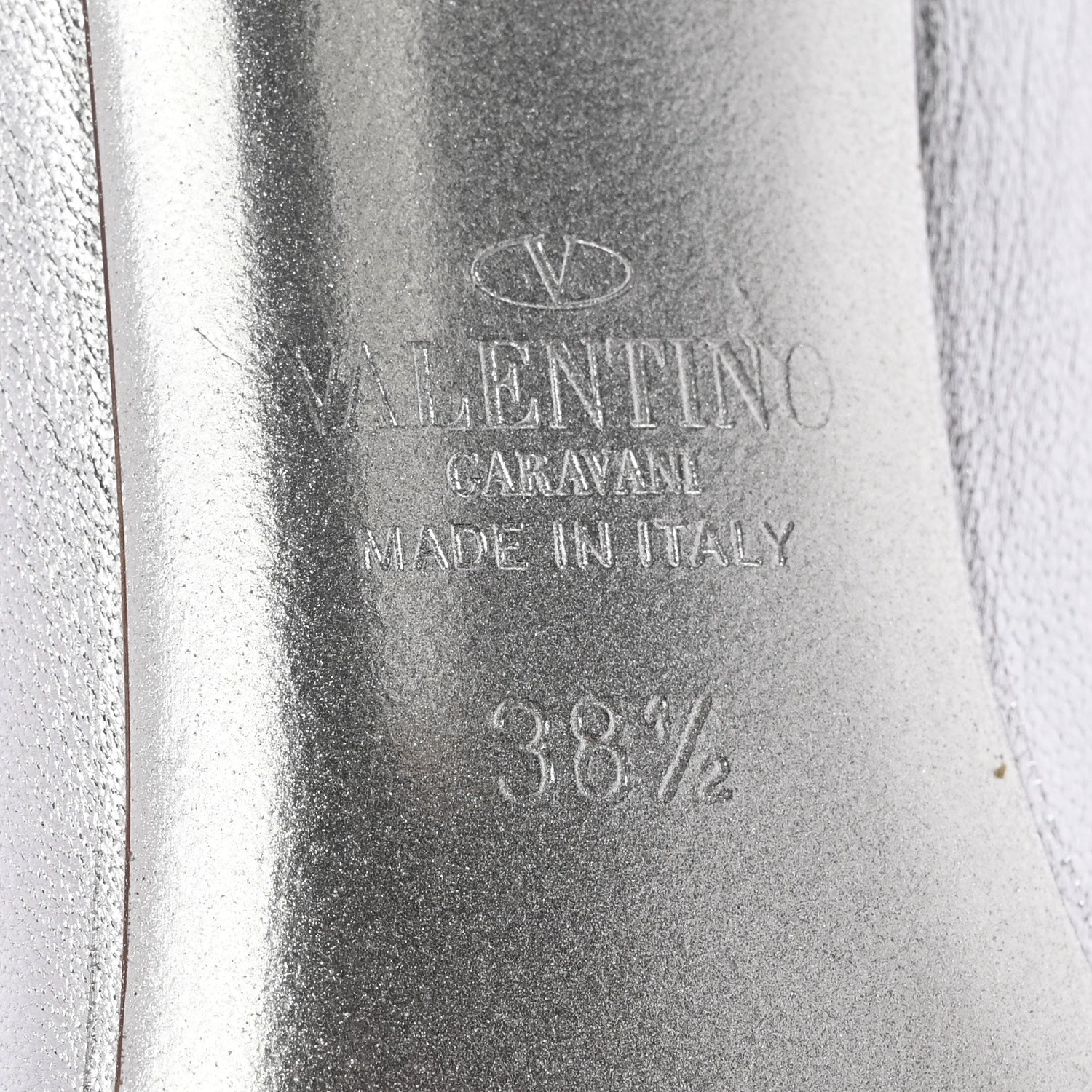 Valentino Garavani Metallic Nappa PVC Dollybow Pumps 38.5 Silver 7 of 11