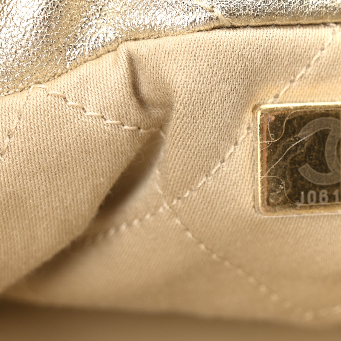 Metallic Lambskin Quilted Mini Chanel 22 Golden