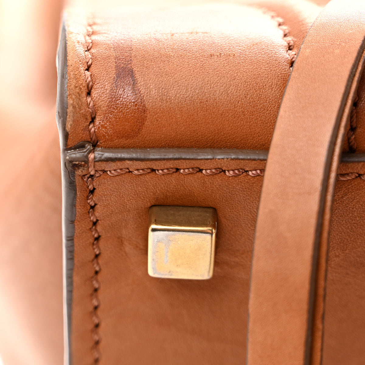 Natural Calfskin Medium Phantom Luggage Tan