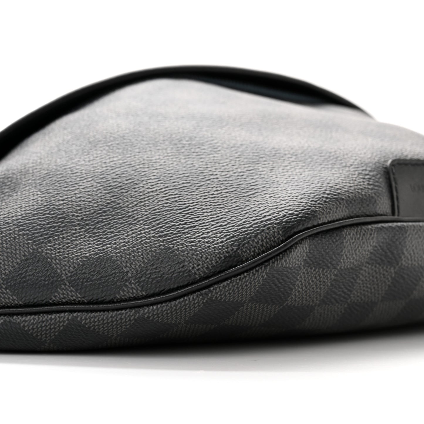 Damier Graphite Discovery Bumbag