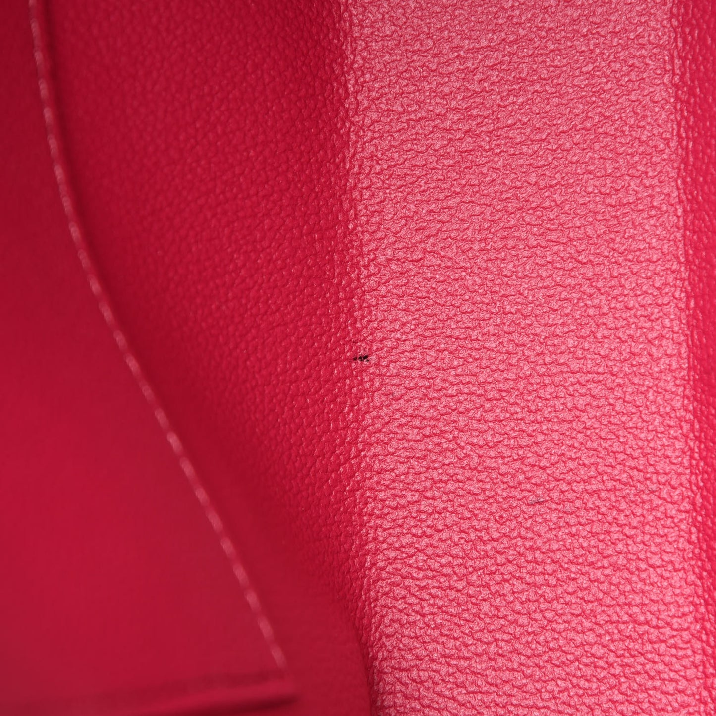 Epi Toiletry Pouch 26 Fuchsia