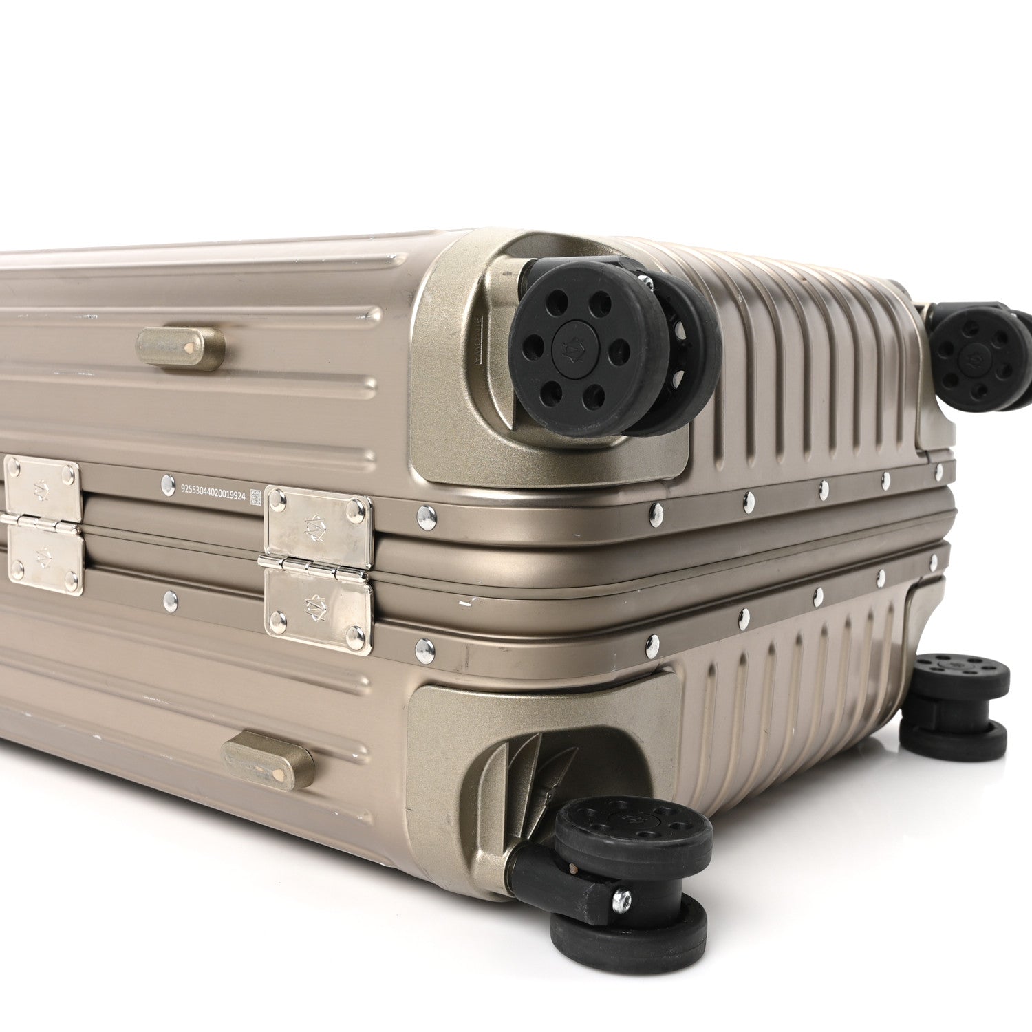 Rimowa Aluminum Original Cabin Titanium 7 of 8