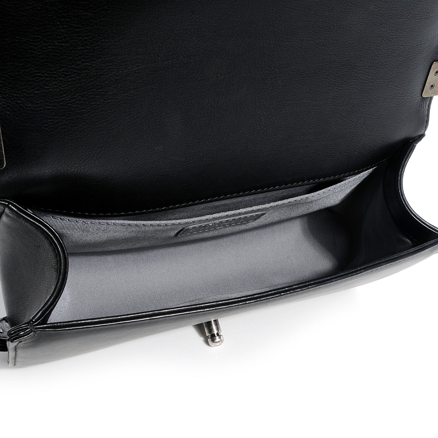 Calfskin Quilted Medium Boy Flap Black