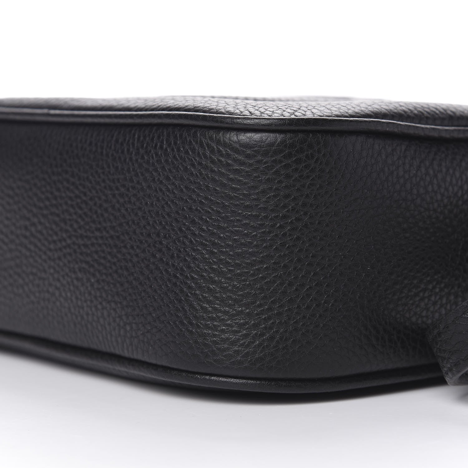 Gucci Pebbled Calfskin Small Soho Disco Bag Black 9 of 10