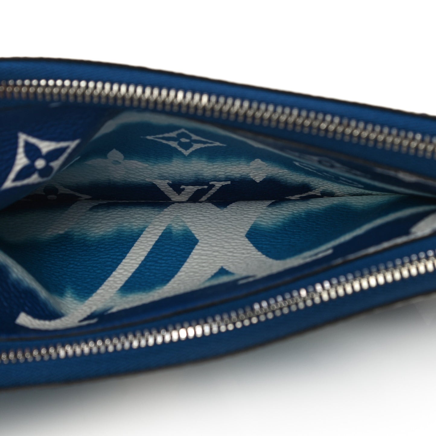 Monogram Giant Escale Double Zip Pochette Blue