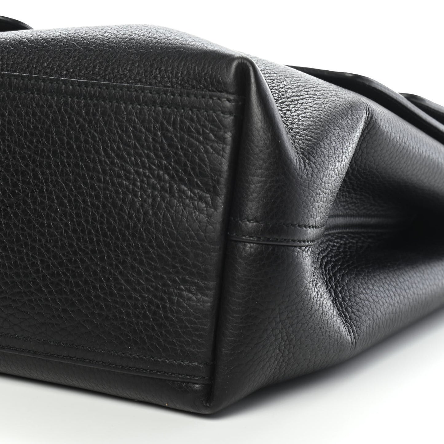 Calfskin Large GG Marmont Shoulder Bag Black