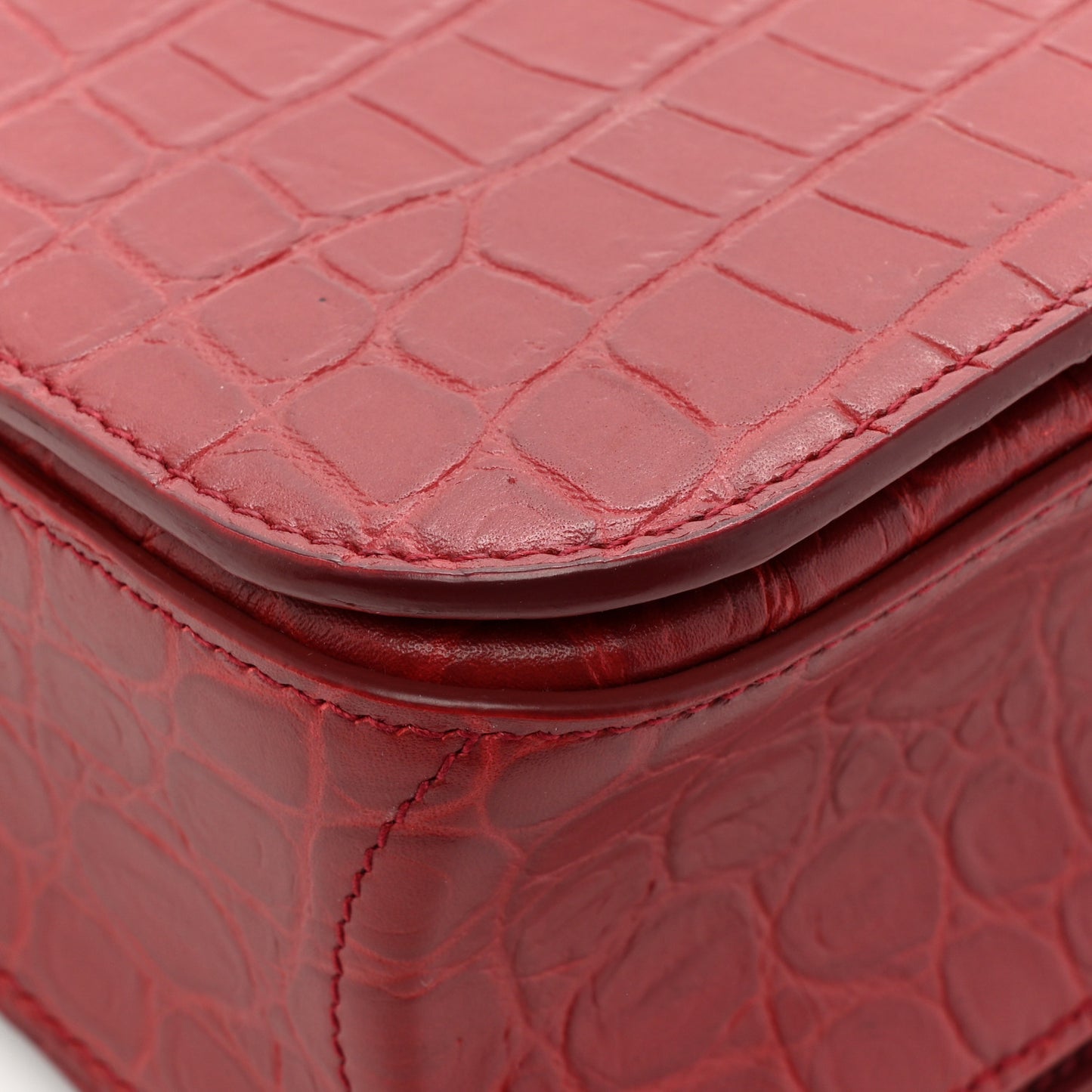 Calfskin Crocodile Embossed Elise Chain Shoulder Bag Red