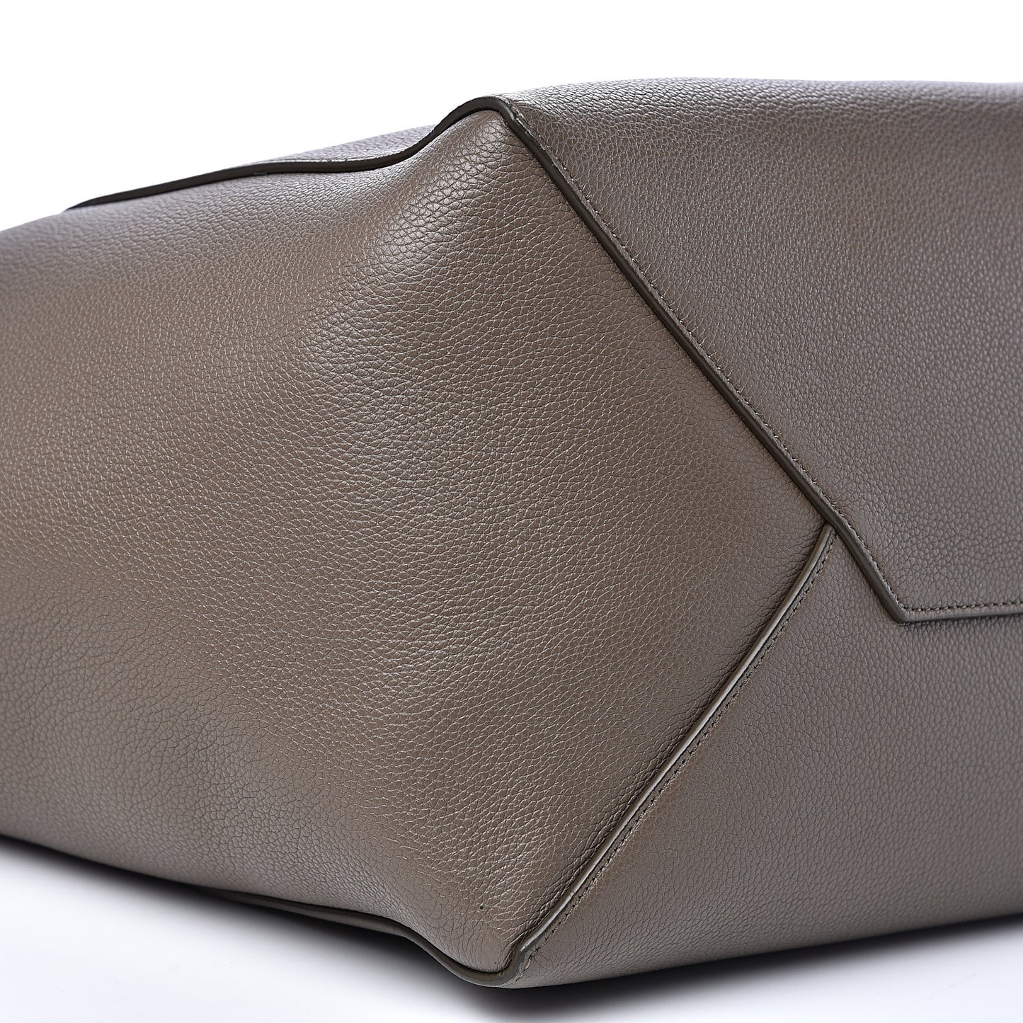 Soft Grained Calfskin Medium Belt Cabas Phantom Taupe