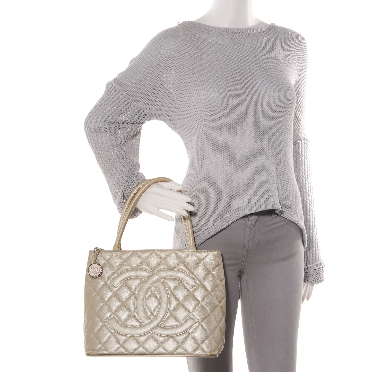Caviar Medallion CC Tote Pearl