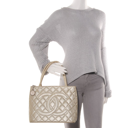 Chanel Caviar Medallion CC Tote Pearl 2 of 8
