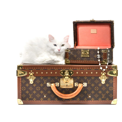 FASHIONPHILE FASHIONPHILE Pet Picks Calendar 3 of 14