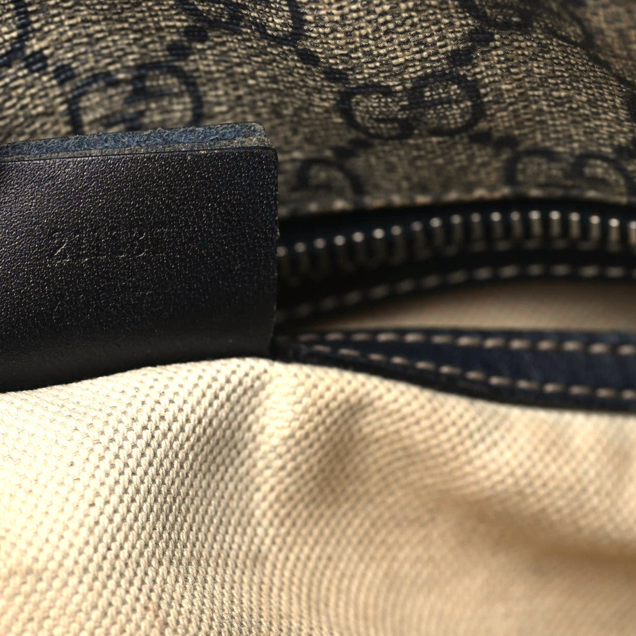 Gucci GG Supreme Monogram Medium Zippered Shopping Tote Navy 16 of 16