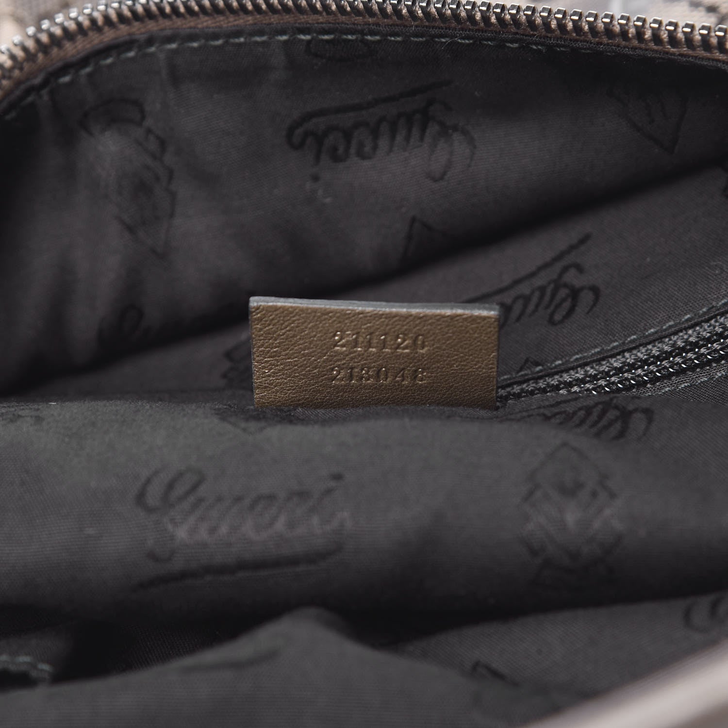 Gucci Imprime Monogram Large Zippered Shopping Tote Pewter 8 of 12