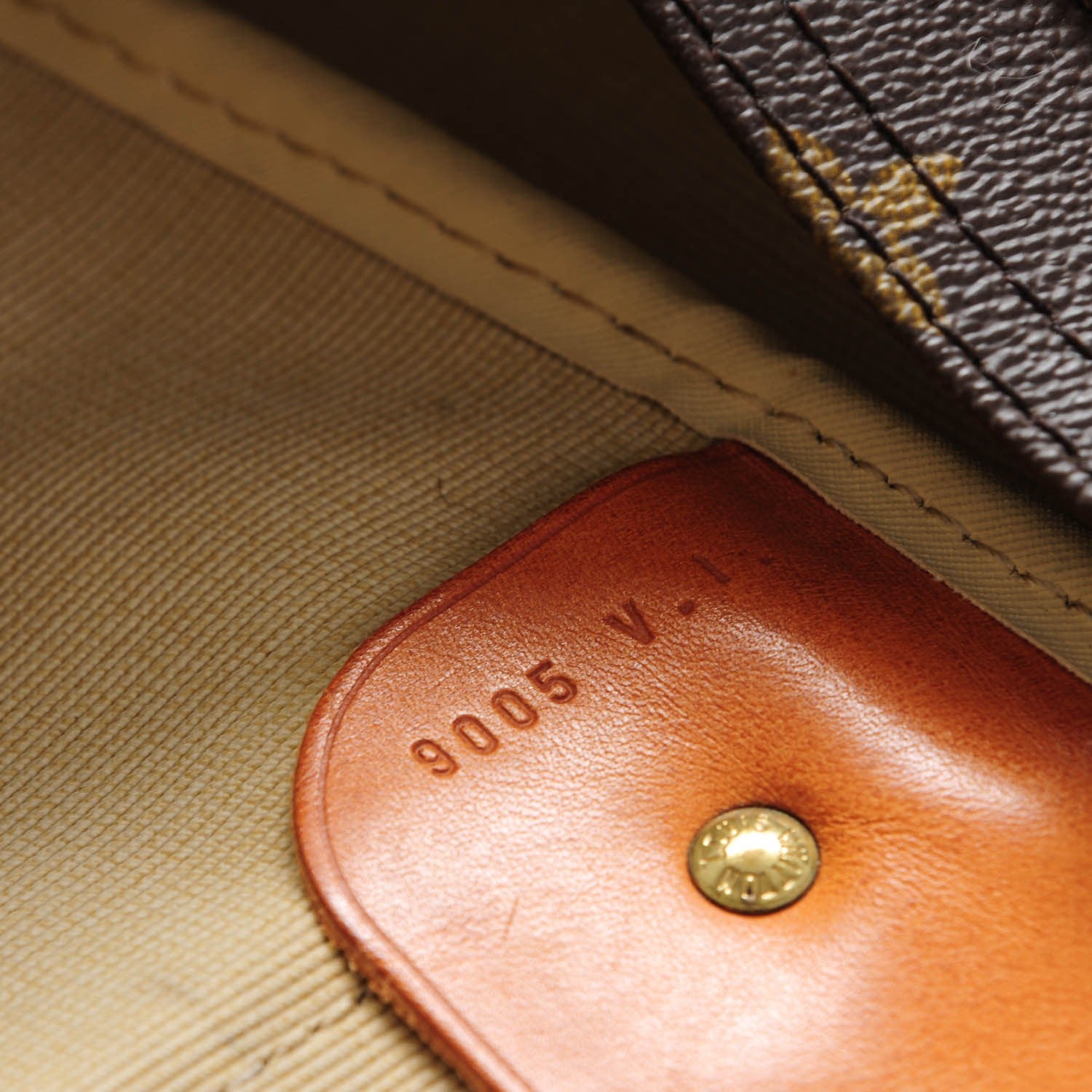Louis Vuitton Monogram Sirius 65 7 of 18