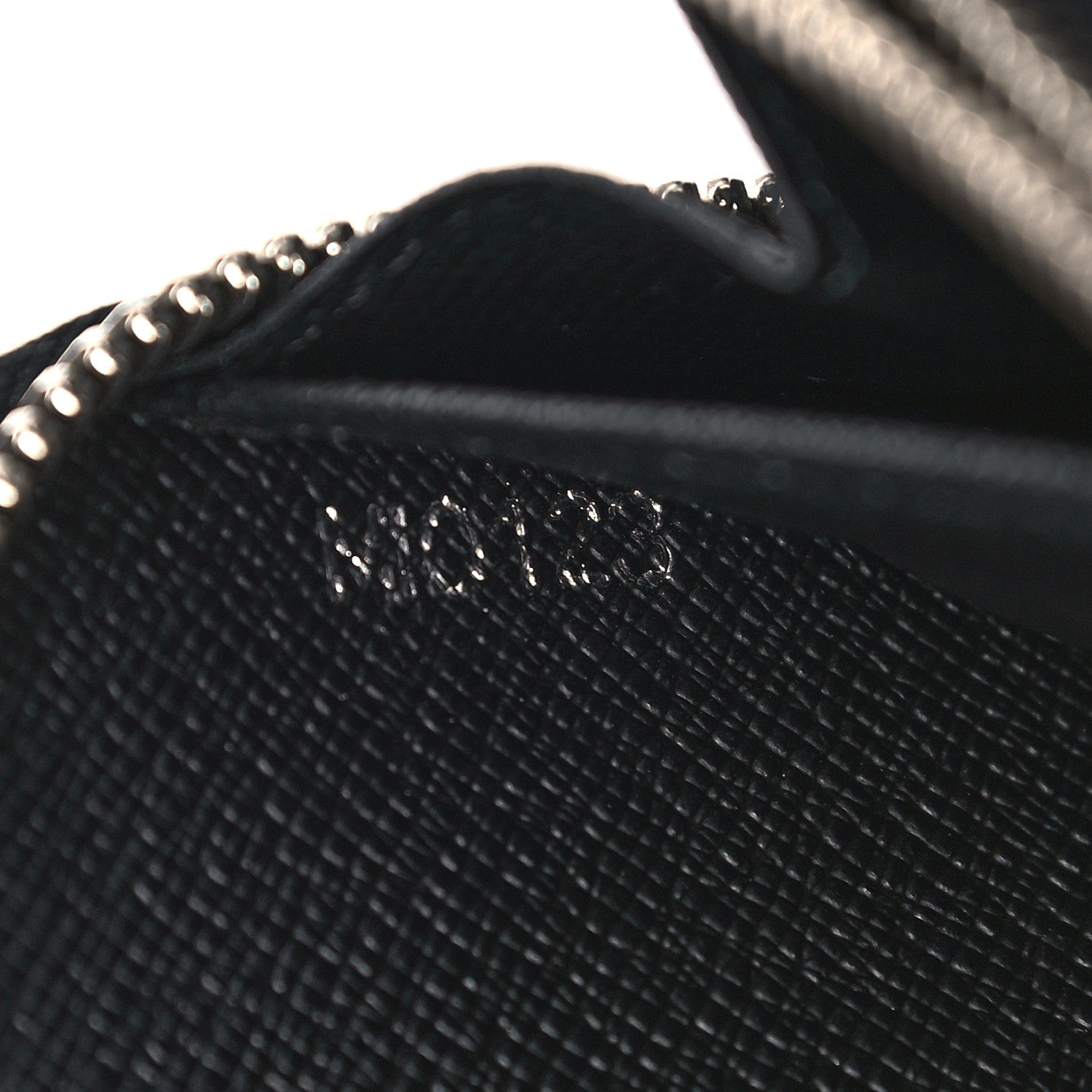 Louis Vuitton Epi Zippy Wallet Black 7 of 8