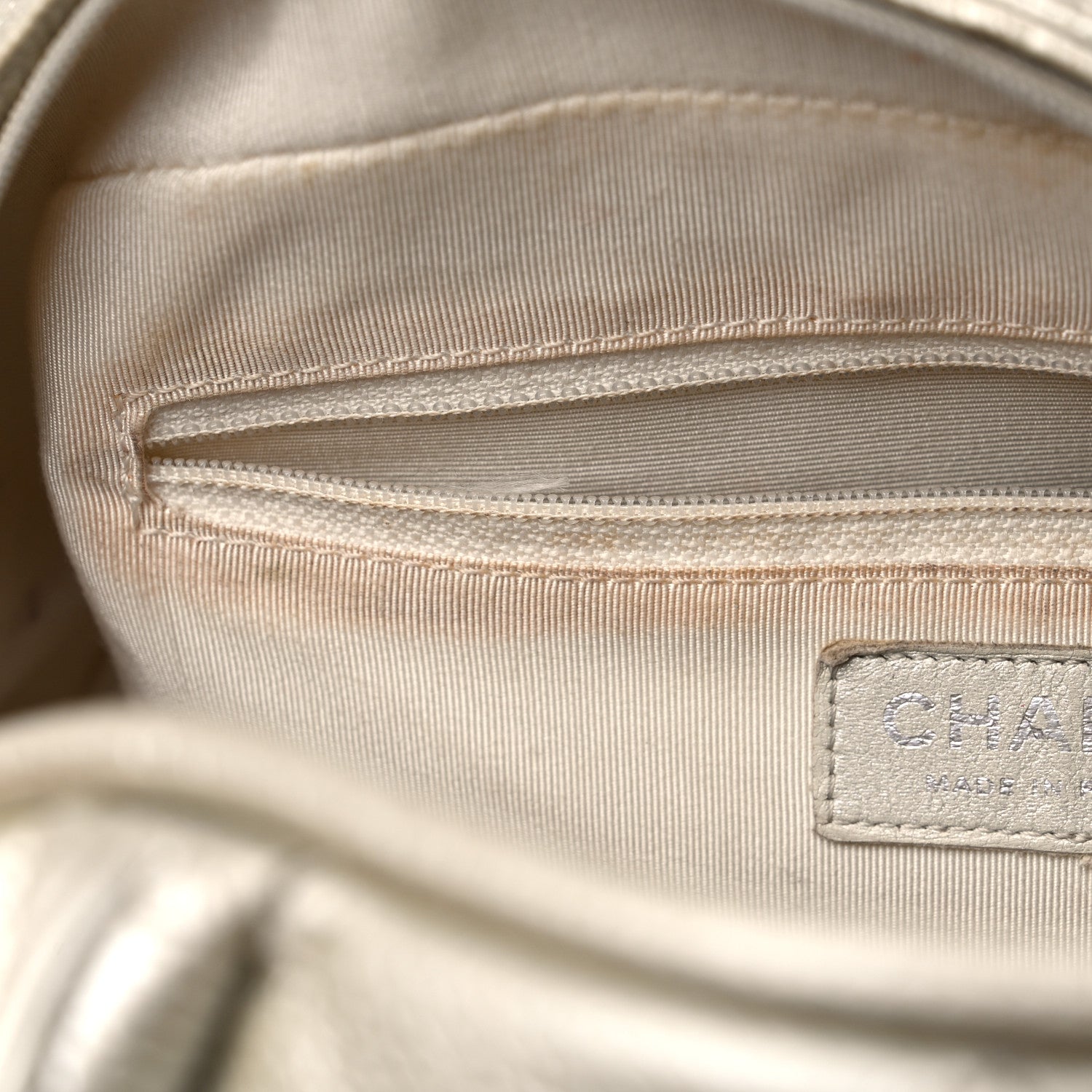 Chanel Metallic Caviar Quilted Bowler Pearl 12 of 17