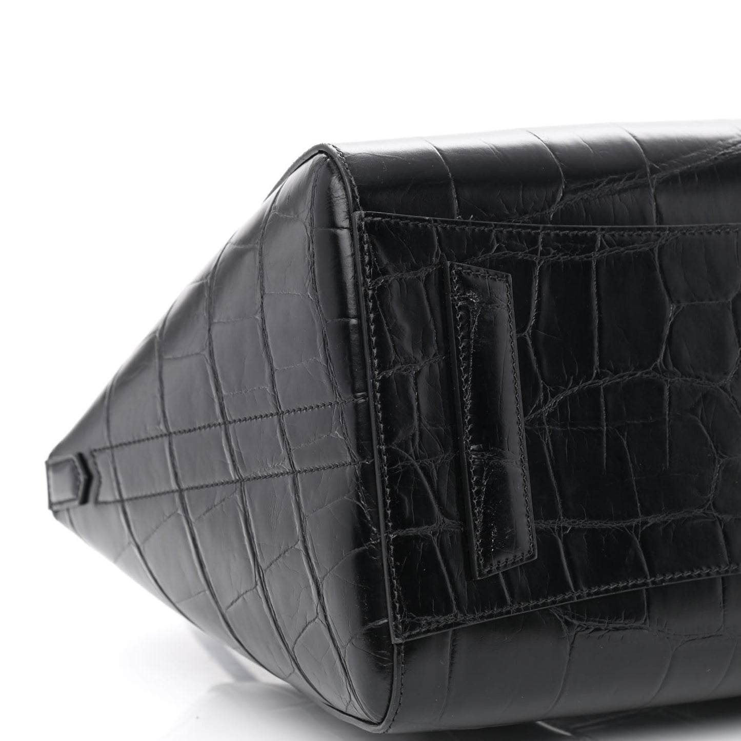 Calfskin Crocodile Embossed Medium Lock Antigona Black