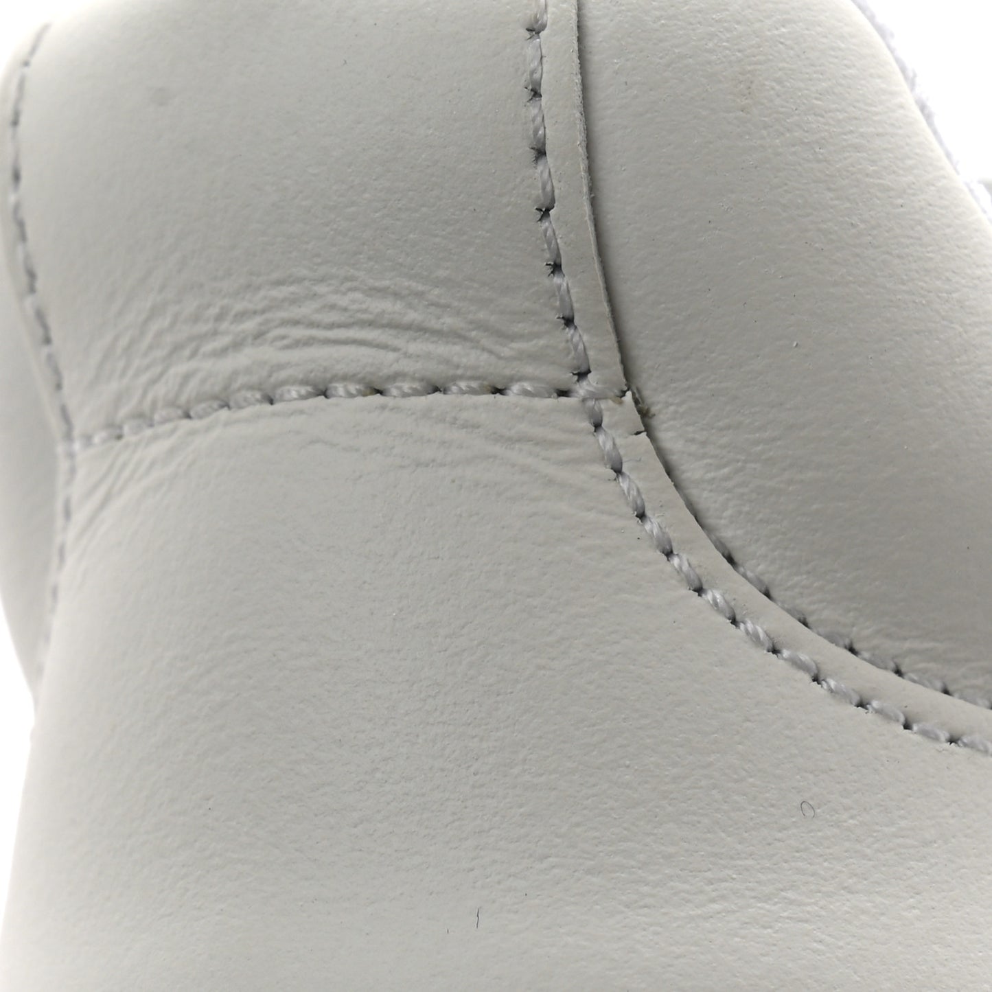 Calfskin Suede Dior Star Low Top Sneakers 36 White Black