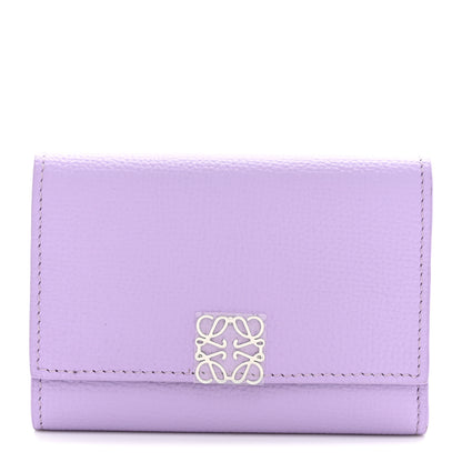 Loewe Pebble Grain Calfskin Anagram Small Vertical Wallet Light Mauve 1 of 8