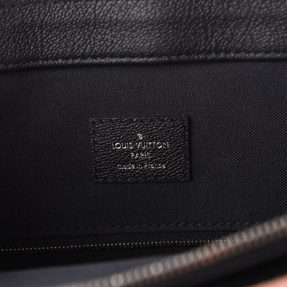 Louis Vuitton Epi Vaneau GM Quetsche 6 of 9