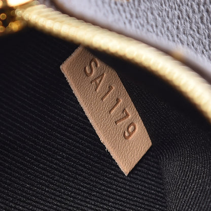 Louis Vuitton Monogram Bumbag 9 of 9