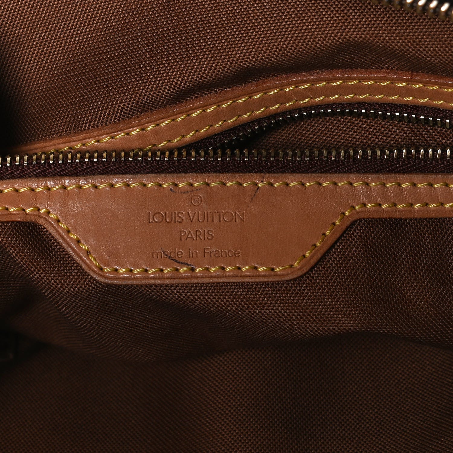Louis Vuitton Monogram Cabas Mezzo 6 of 18