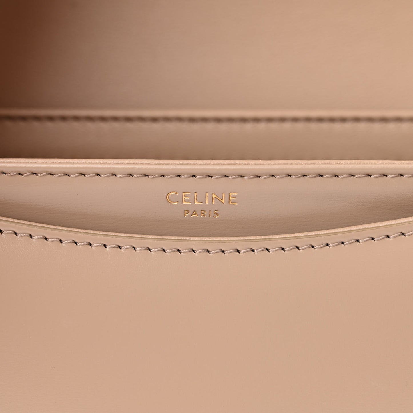 Shiny Calfskin Teen Besace Safari