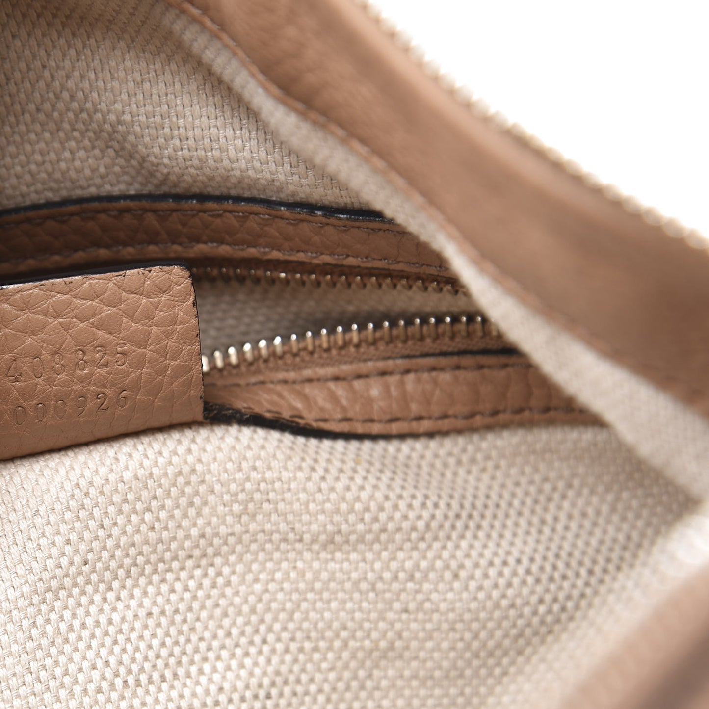 Pebbled Calfskin Large Soho Hobo Camelia