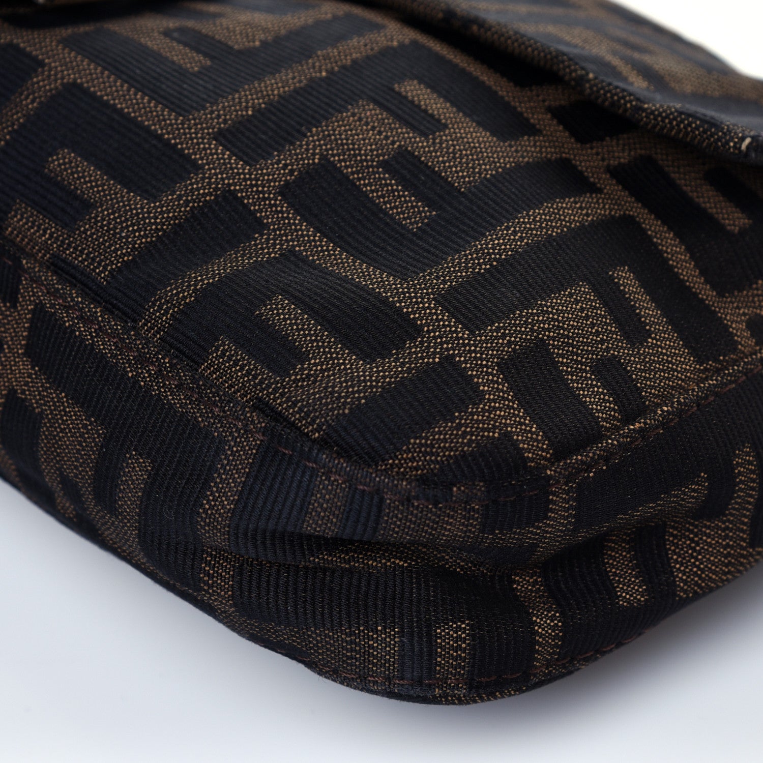 Fendi Zucca Baguette Tobacco 17 of 21
