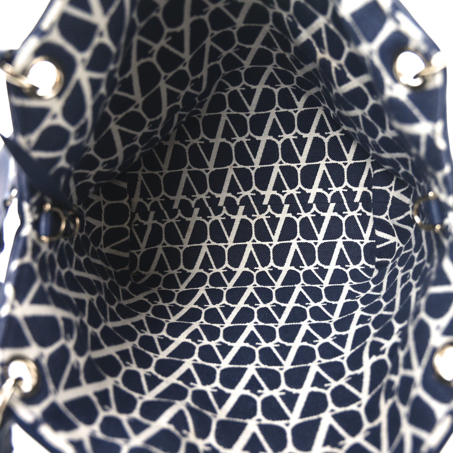 Valentino Garavani Toile Iconographe Vlogo All In Shopping Bag White Worker 6 of 11