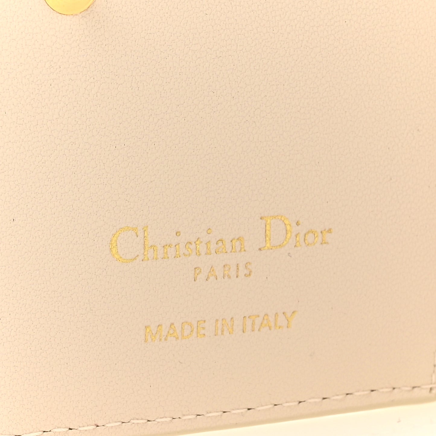 Grained Calfskin Supple Cannage Caro Dahlia Wallet Dusty Ivory