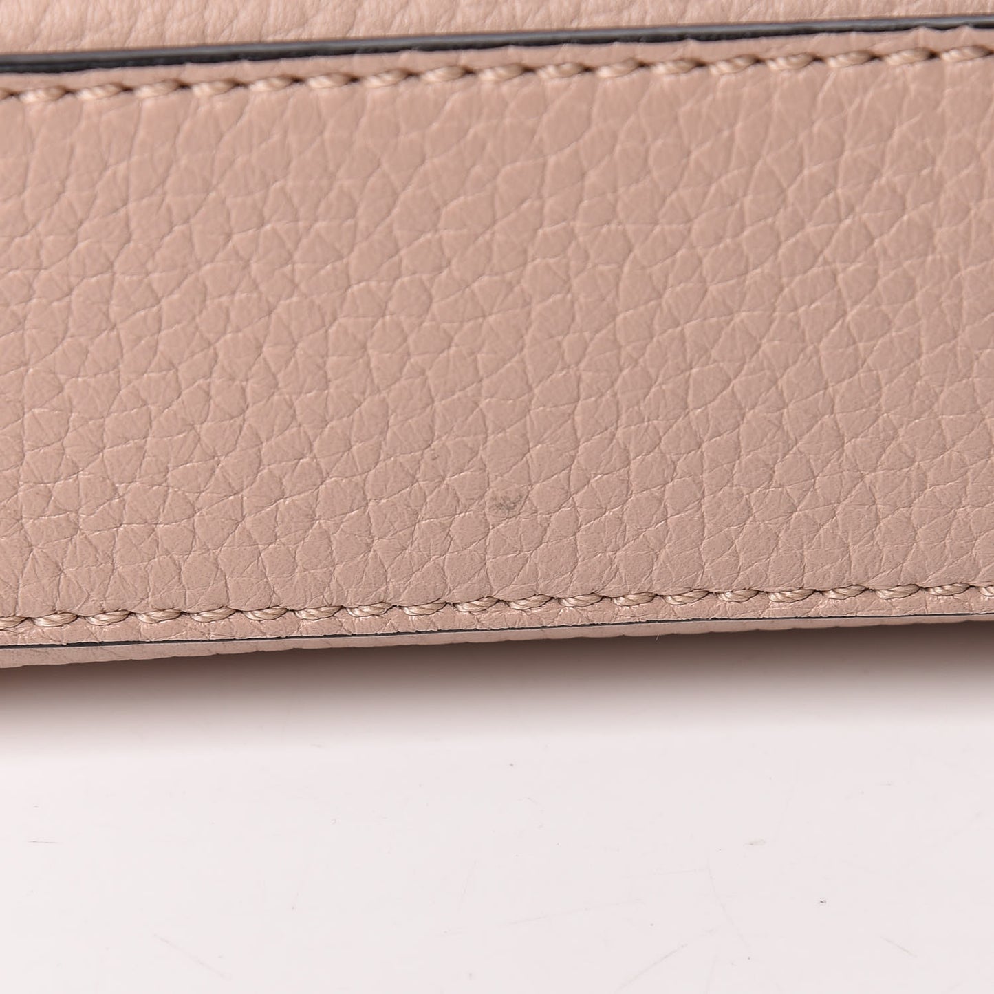 Pebbled Calfskin Medium Rockstud Flip Lock Crossbody Bag Poudre