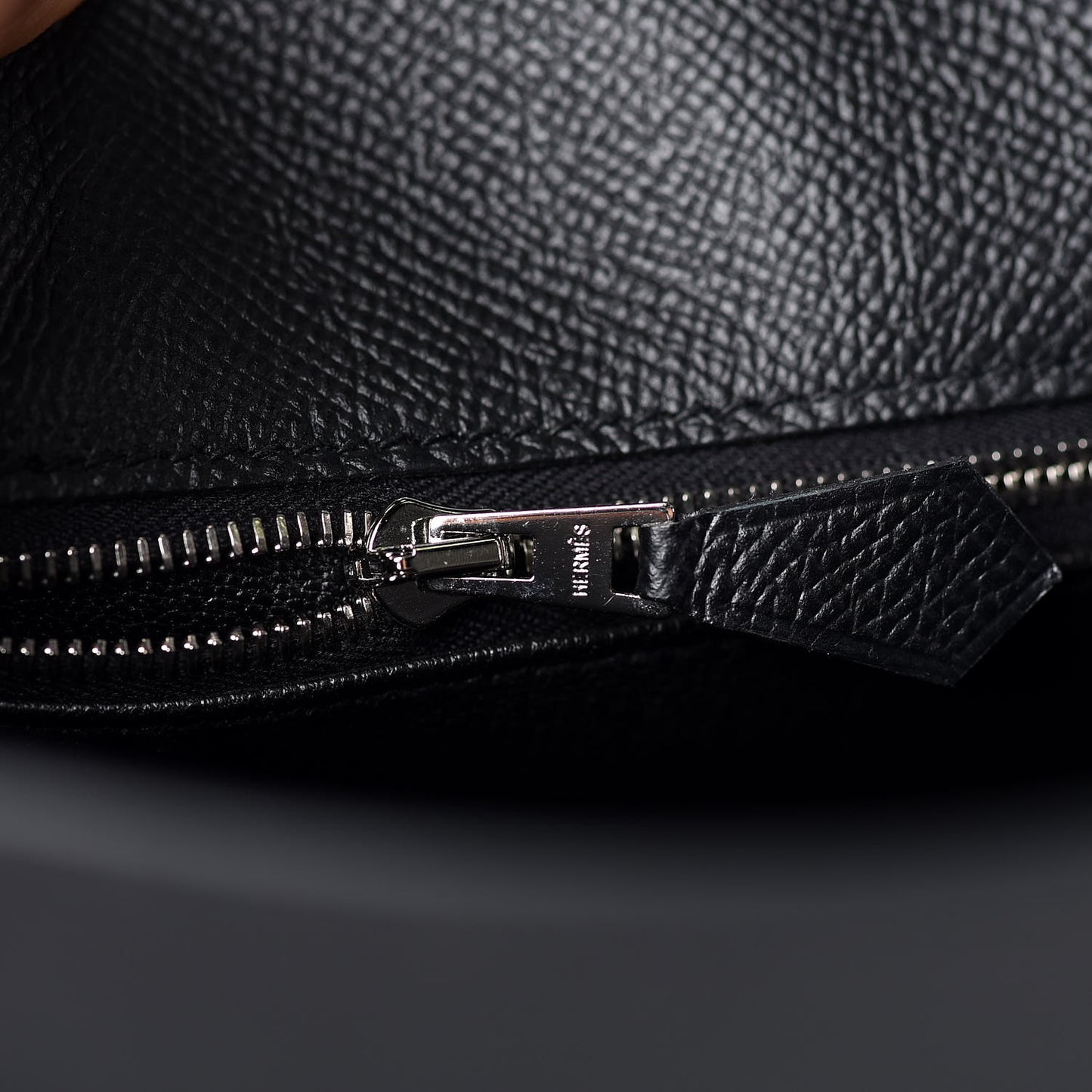 Epsom Kelly Sellier 32 Black