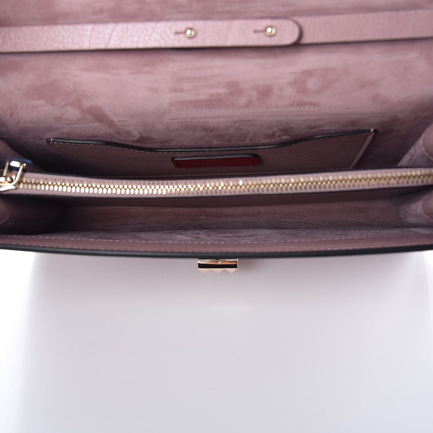 Vitello Rockstud No Limit Shoulder Bag Lipstick