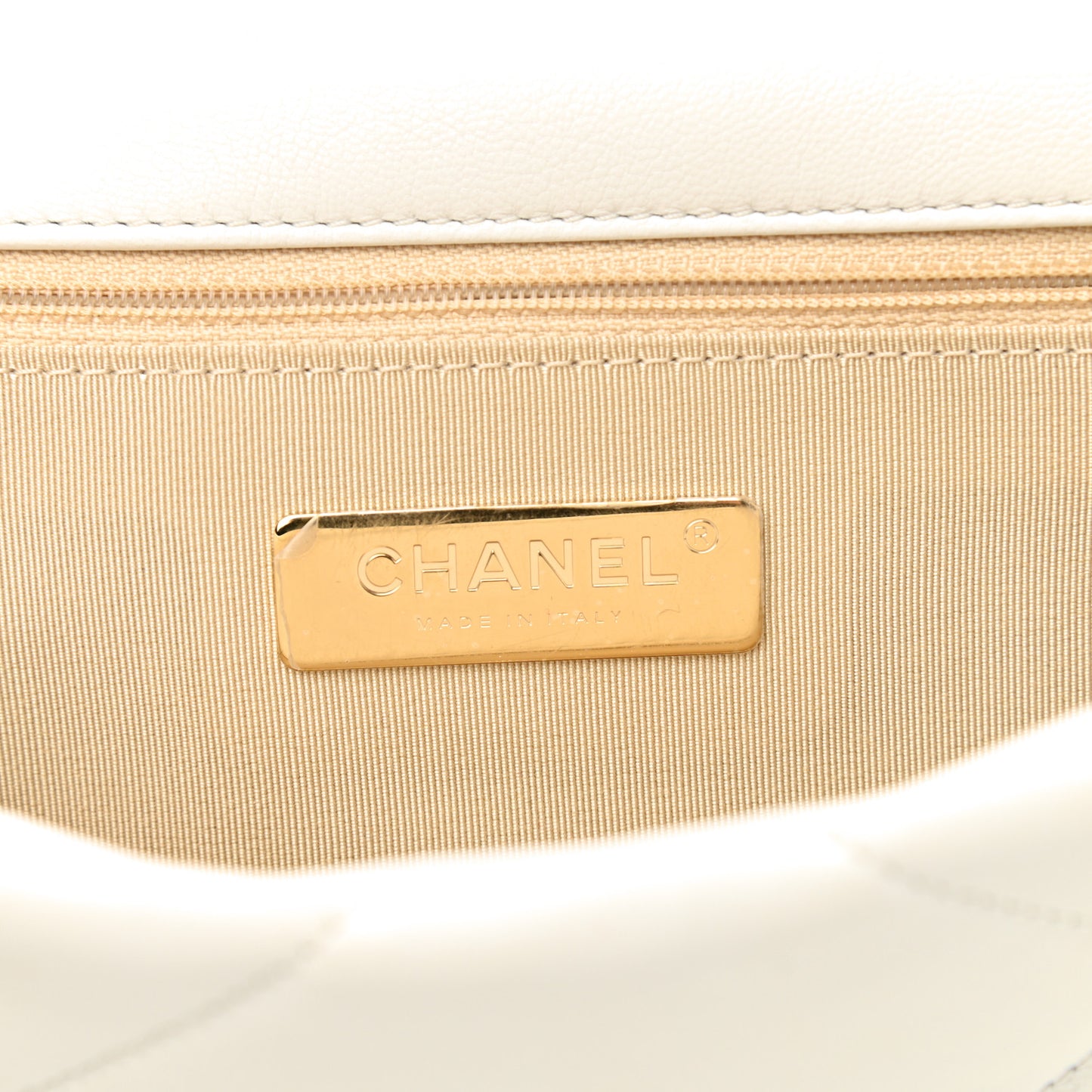 Goatskin Quilted Medium Chanel 19 Flap White