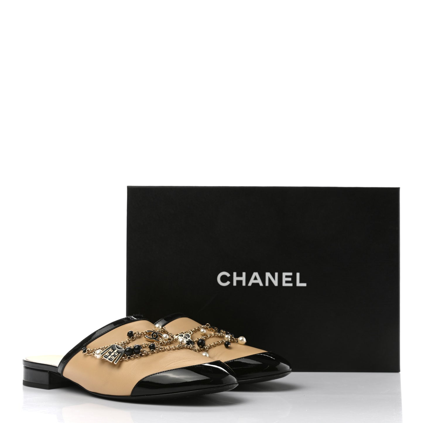 Lambskin Patent Pearl Chain Charm CC Mules 38 Beige Black