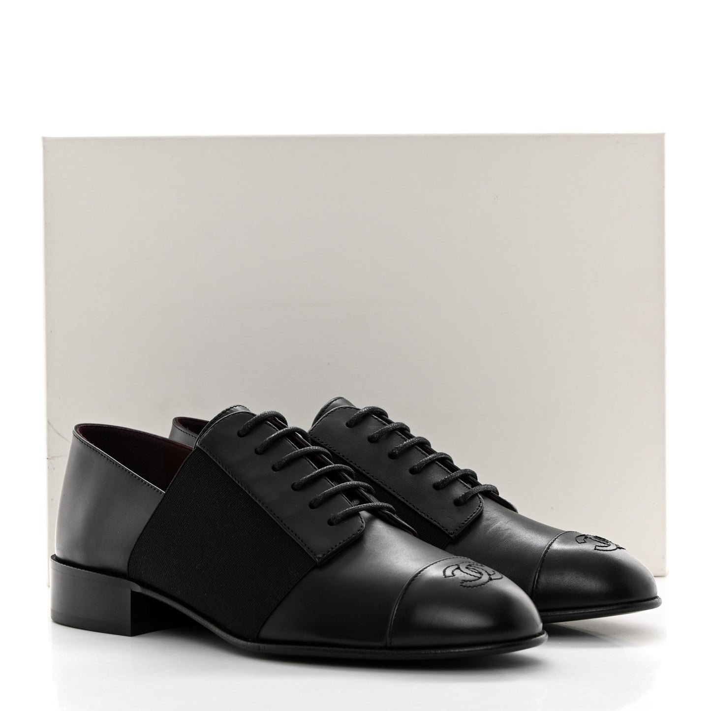 Calfskin Elastic Lace Up Cap Toe CC Loafers 36 Black