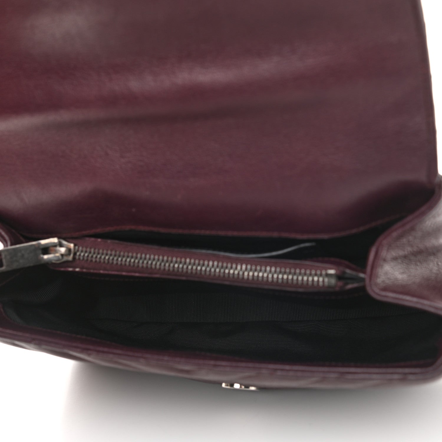 Saint Laurent Sheepskin Matelasse Chevron Monogram Medium College Bag Amaranto 5 of 10