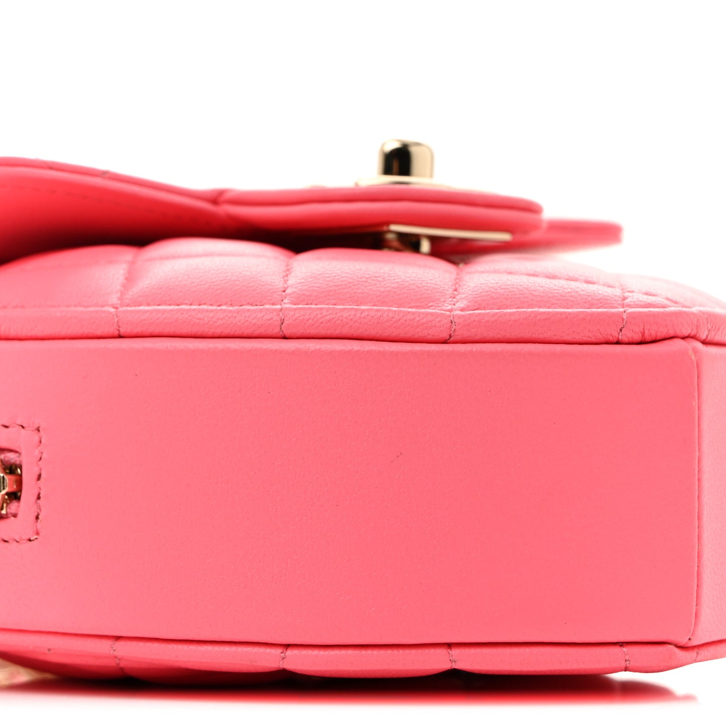 Lambskin Quilted CC In Love Heart Clutch With Chain Pink