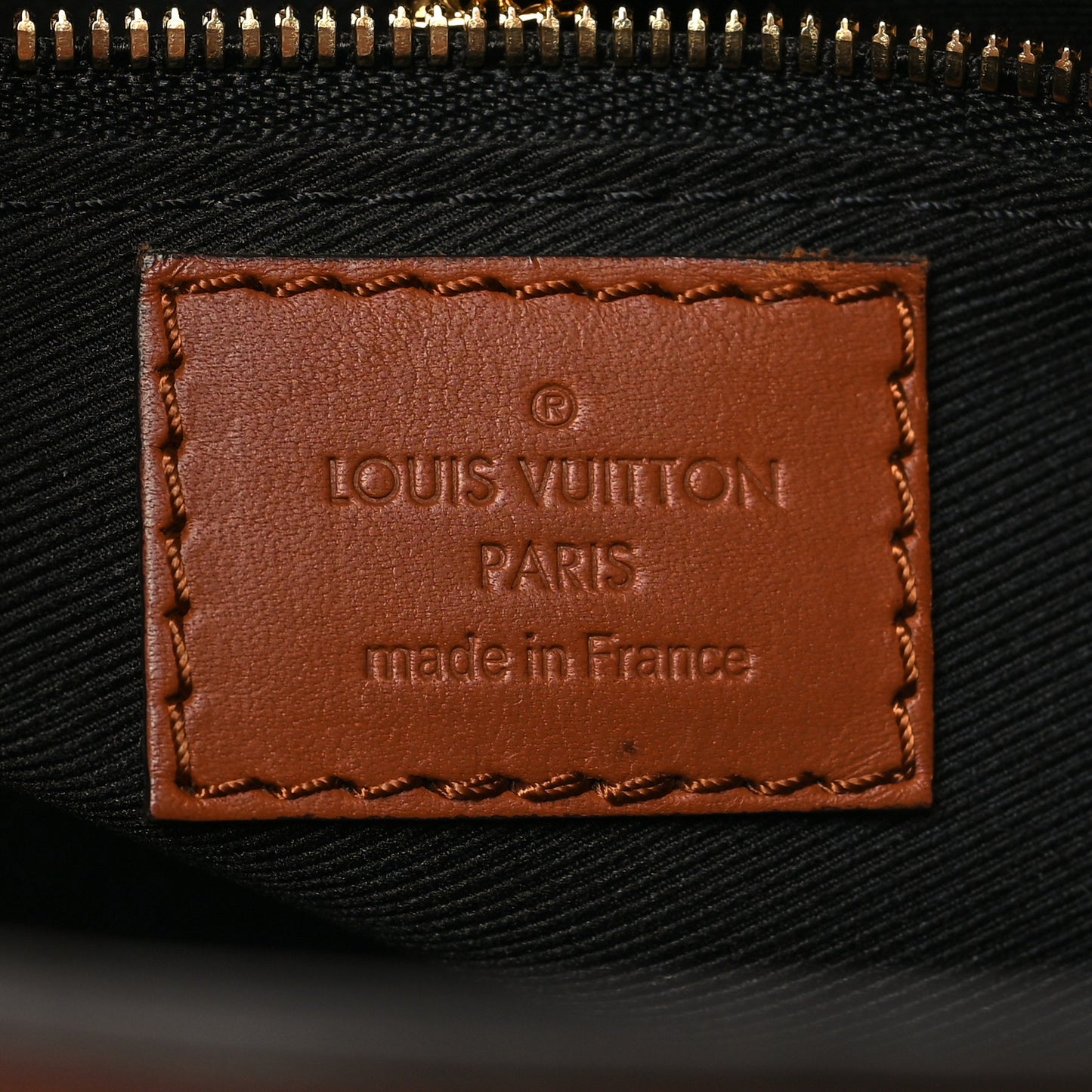 Reverse Monogram Dauphine Hobo PM