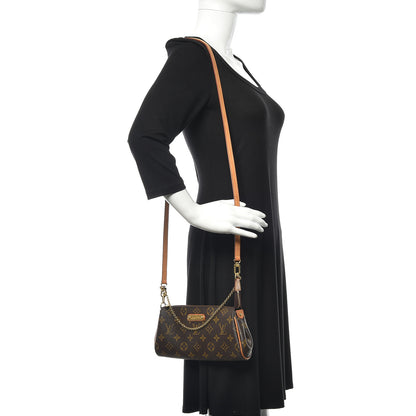 Louis Vuitton Monogram Eva Clutch 2 of 9