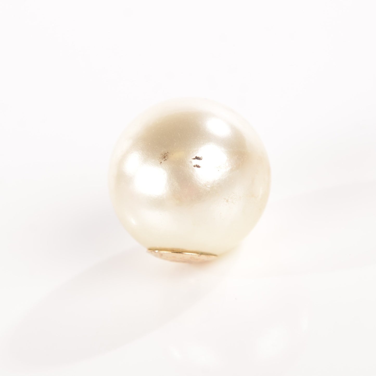 Mise En Dior Tribal Earrings Cream