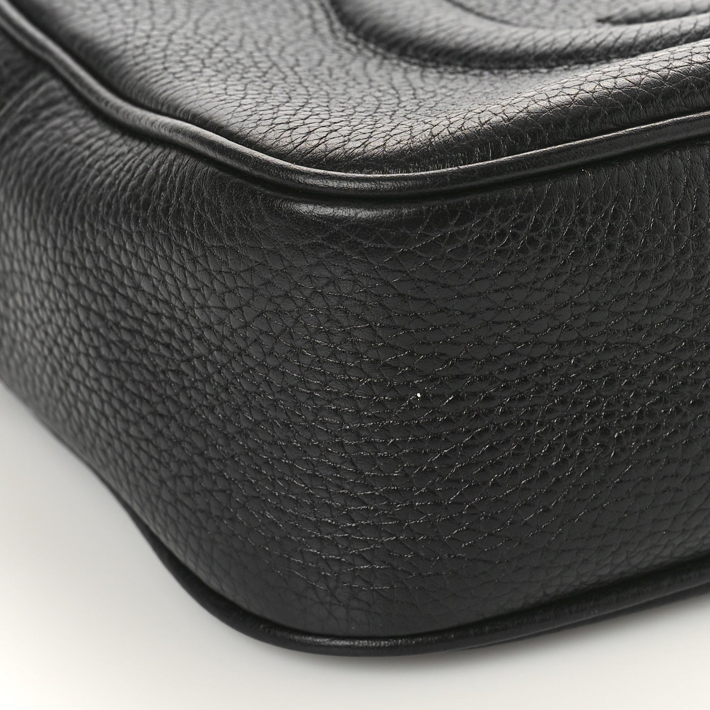 Pebbled Calfskin Small Soho Disco Bag Black